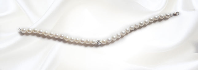Bracciale in Perle con Sfera in Strass