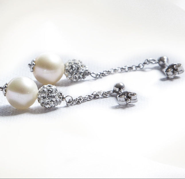 Orecchini pendenti in Oro con Perle e Sfere in Strass