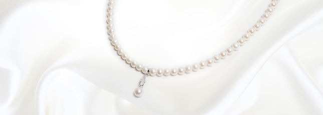 Collana in Perle con Oro e Diamanti